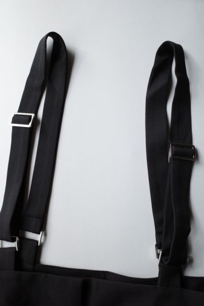 画像1: HeRIN.CYE       Center press suspender pants・BLACK