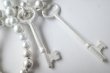 画像6: TAKAHIROMIYASHITATheSoloist.       pearl necklace with five keys.(8mm) (6)
