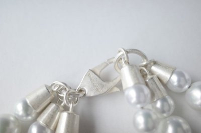 画像1: TAKAHIROMIYASHITATheSoloist.       pearl necklace with five keys.(8mm)