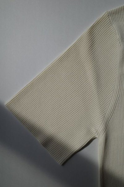 画像3: HeRIN.CYE       Back slit knit tops・OFF WHITE