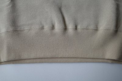 画像3: Mediam       Curve Sleeve Sweat Pullover・Beige