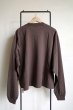 画像2: renewces       "Front switching over 1 point embroidery T-sh"・moka brown (2)