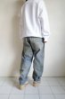 画像12: RELAX FIT       リラックスフィット ”Muff Pocket Crew Sweat”スウェットシャツ・ホワイト (12)