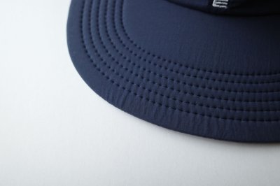 画像1:  GARBAGE      SOFT BRIM 6 PANEL CAP (BIG PEACE)・NAVY×WHITE EMB