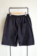 画像2: renewces       "combi shorts of different materials"・black×corduroy (2)