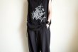 画像16: phebus       TWO BIRDS SLEEVELESS T-SHIRT・BLACK (16)
