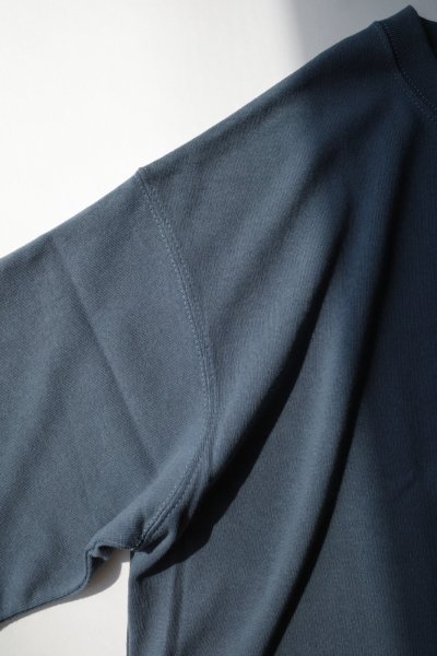 画像3: renewces       "different lengths for front&back T-sh"・blue