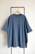 画像1: renewces       "different lengths for front&back T-sh"・blue (1)