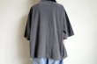 画像9: renewces       "front switching embroidery T-sh"・shadow×monotone MATTERS (9)