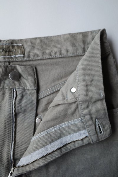 画像2: FOLL       gradation bleach&dyed wardrobe jeans・gray blue