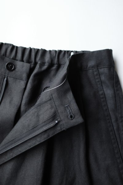 画像2: FOLL       ramie oxford baggy shorts・black