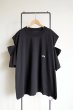 画像2: renewces       "inside-out shoulder slits T"・black ×monotone (2)