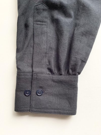 画像1: FOLL       khadi cotton loose shirt・dark navy