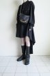 画像11: ebagos  エバゴス　　 フニュ シュリンク ボディーバッグS・ブラック (11)