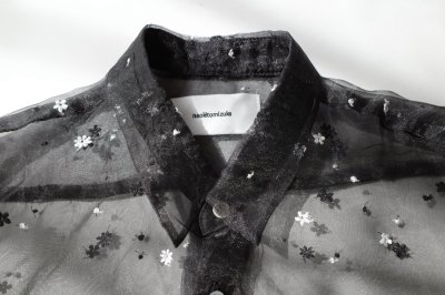 画像1: naokitomizuka      embroidery organdy shirt・black