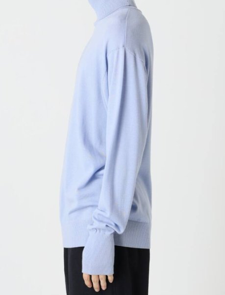 画像3: FOLL       washable wool turtleneck sweater・sax (3)