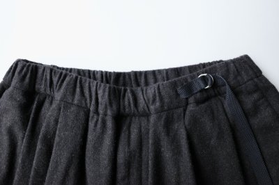 画像1: Dulcamara 縮絨ウールタックワイドパンツ・ダークブラウン