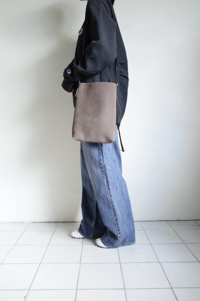 画像8: NL       ニール DAN レザーサコッシュバック・ヌバックブラウン (8)