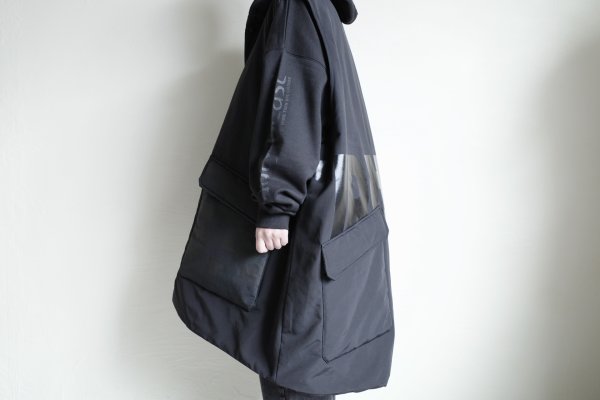 画像12: blackmeans irregular       オーバーサイズパデットスリーブレスコート・BLACK (12)