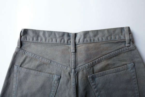 画像9: FOLL       indigo layer dye wardrobe jeans・camel (9)