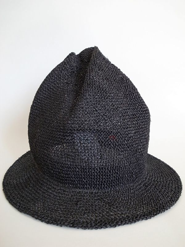 black means 　MOUNTAIN STRAW HAT