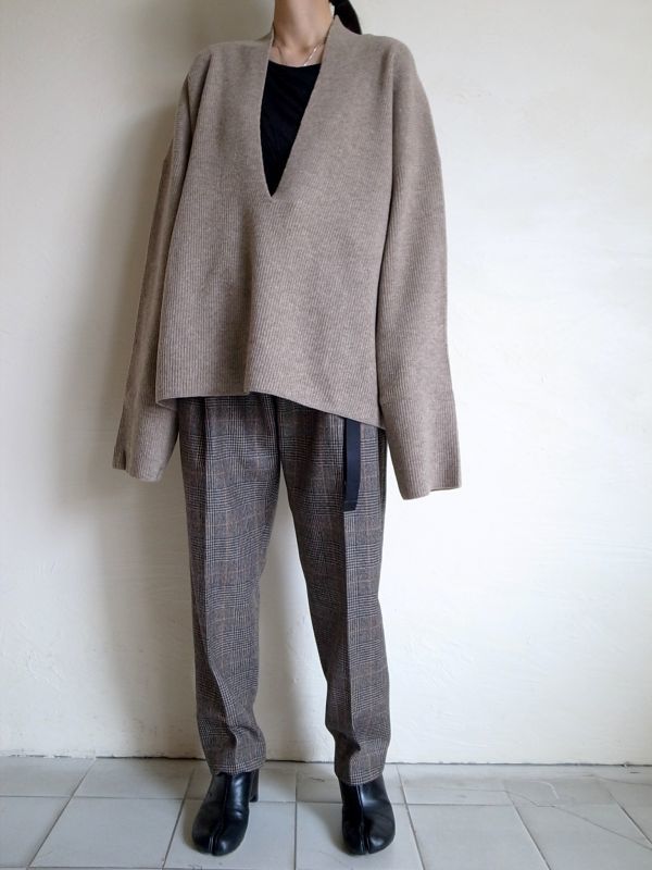 stein LAY DEEP V NECK KNIT LS・BEIGE - tity