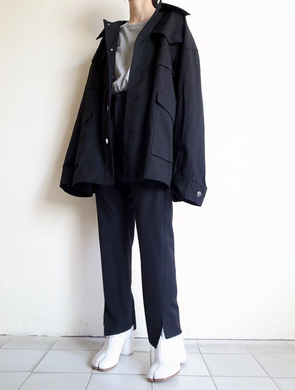 issuethings 01-c-01type1・BLK - tity