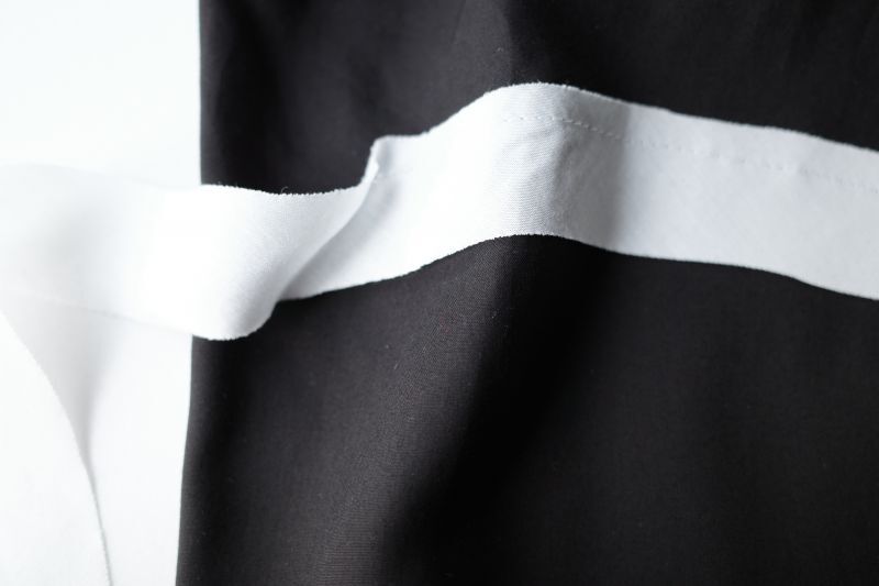 sulvam サルバム ”tencel coller shirt”テンセルテープ付きシャツ - tity