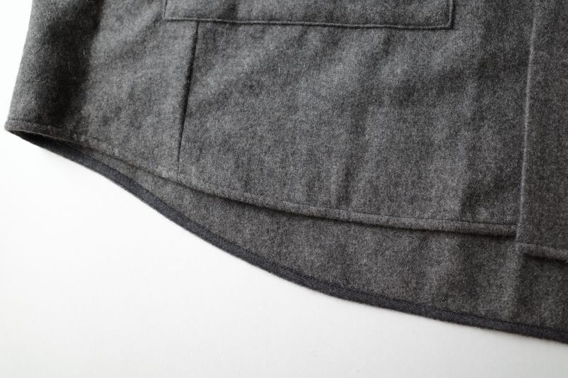 stein OVERSIZED SQUARE POCKET SHIRT・DARK GREY - tity