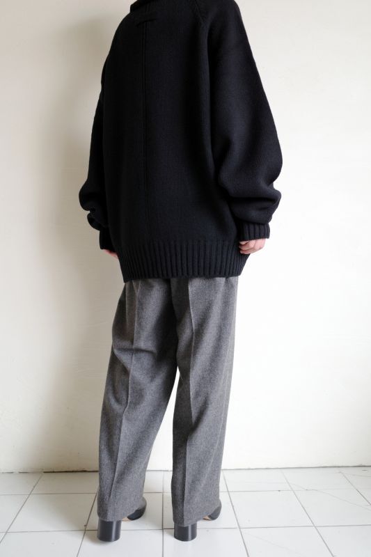 stein EX FINE LAMBS LOOSE HIGH NECK KNIT | www.causus.be