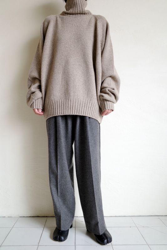 EX Fine Lambs Loose High Neck Knit