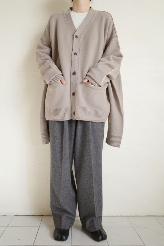 stein OVERSIZED FOUR SLEEVES KNIT CARDIGAN・GREIGE - tity