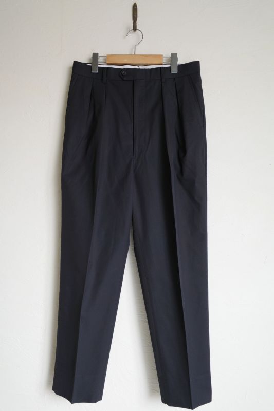 INTERIM インテリム COTTON GABARDINE 2-TUCK WIDE TAPERED SLACK - tity