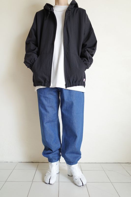 RELAX FIT リラックスフィット ”NYLON EASY HOODIE”ナイロンフーディー