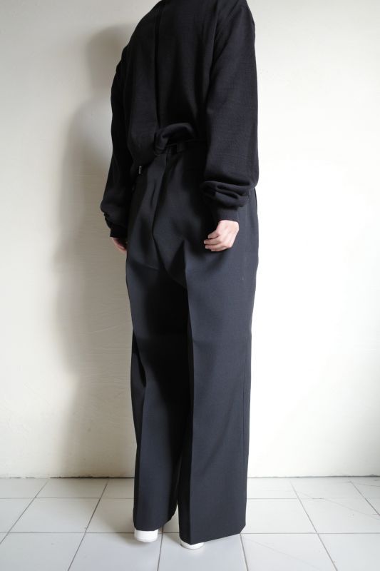 INTERIM インテリム 40%OFF PURE BLACK WOOL GABERDINE 1-TUCK BAGGY