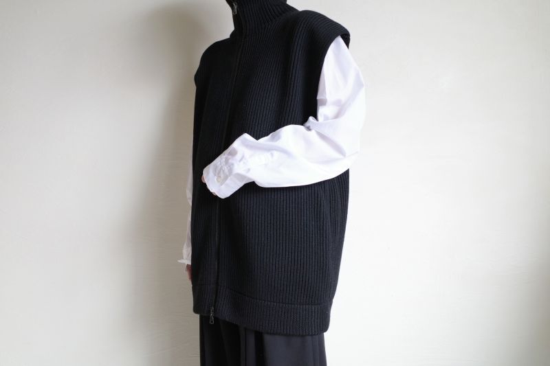 INTERIM インテリム HYPER BIG HAND FRAMED DRIVERS ZIP KNIT VEST・NO