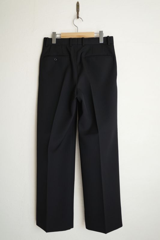 INTERIM インテリム PURE BLACK WOOL 2-TUCK STRAIGHT SLACKS・BLACK