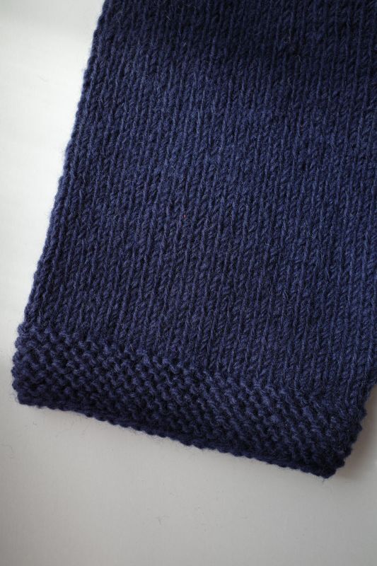 MacMahon Knitting Mills Roll Neck Knit-Flower ・NAVY - tity