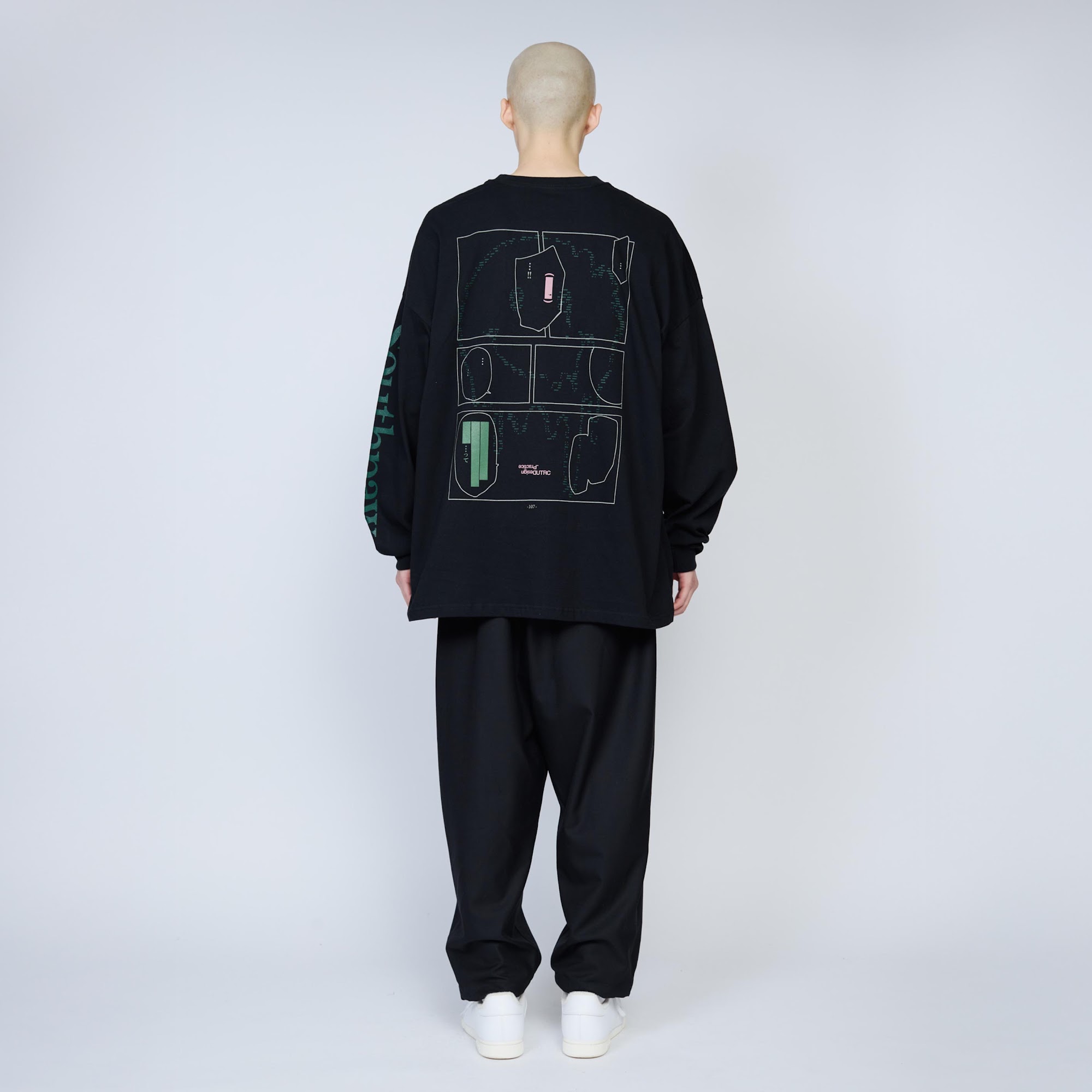tee L ブラック 1_9c7952a5-2714-4b4e-b5cd-