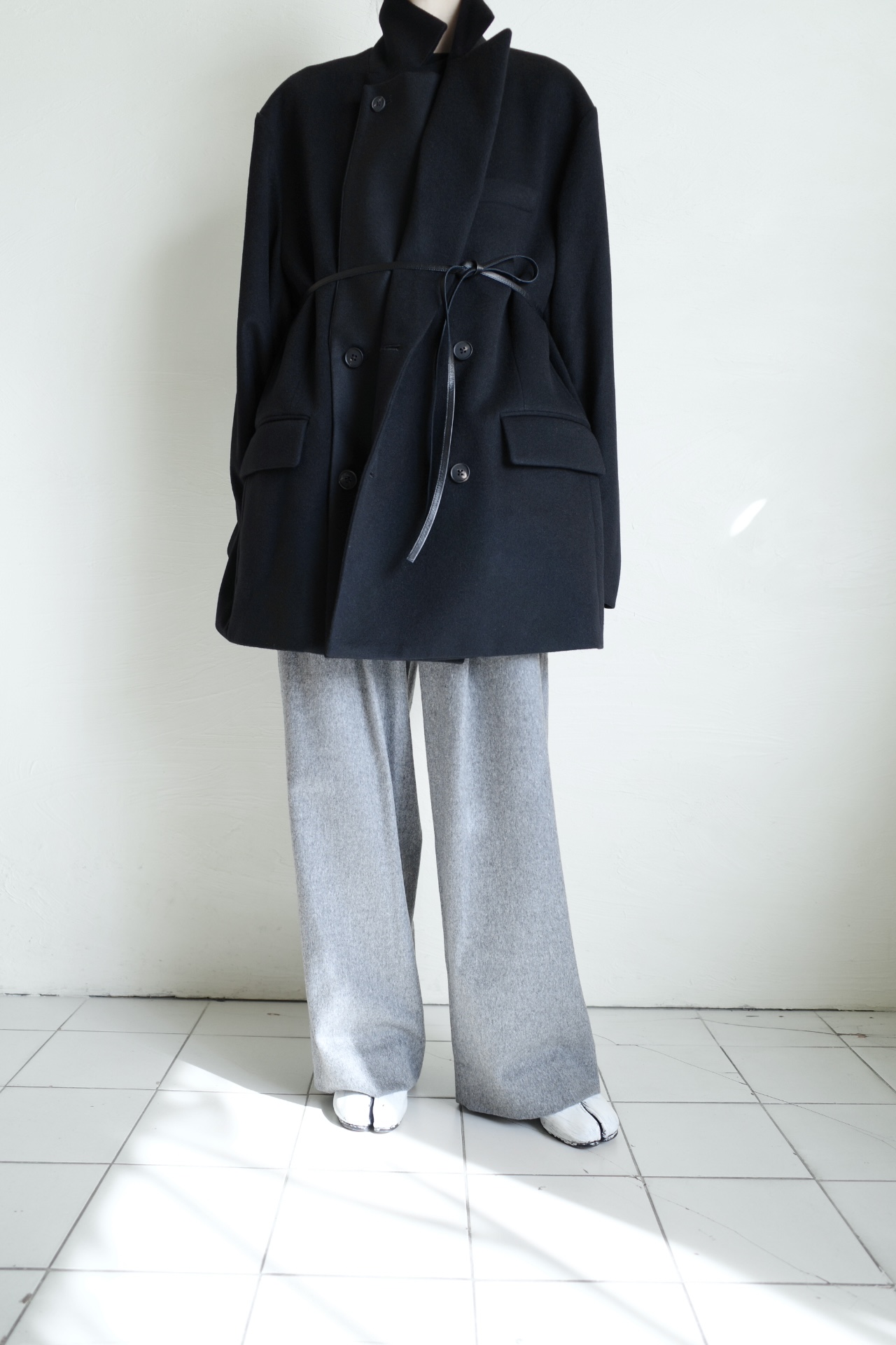 ジャケット・アウター OVERSIZED DOUBLE LAPELED TILOCKEN COAT stein OVERSIZED DOUBLE LAPELED TIELOCKEN COAT - tity